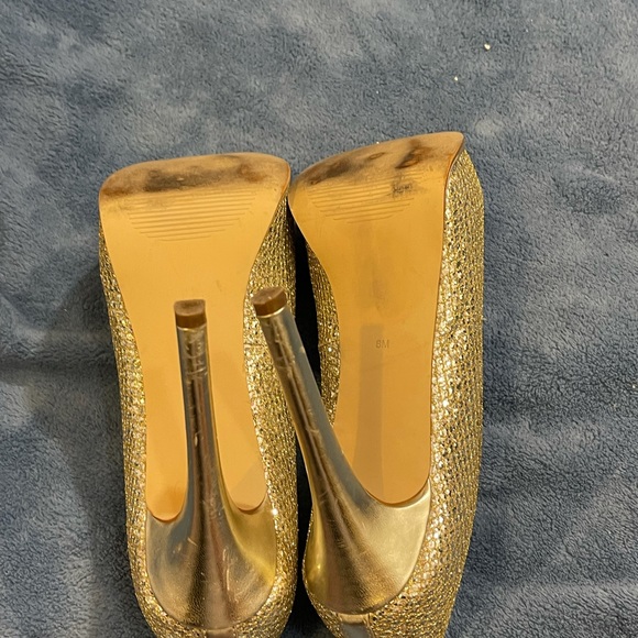Guess Gold metallic sequin peep toe stiletto 8 - Picture 4 of 8